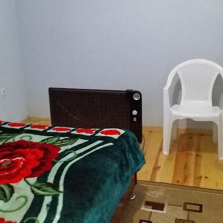 Dusti Apartment Khujand Luaran gambar